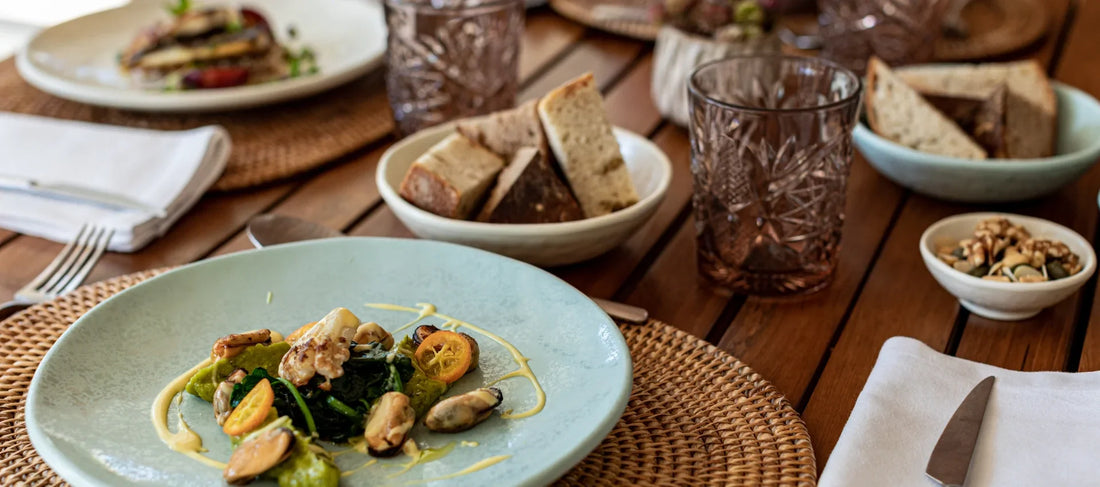 Outdoor dining setup featuring durable melamine tableware styled for terrace service